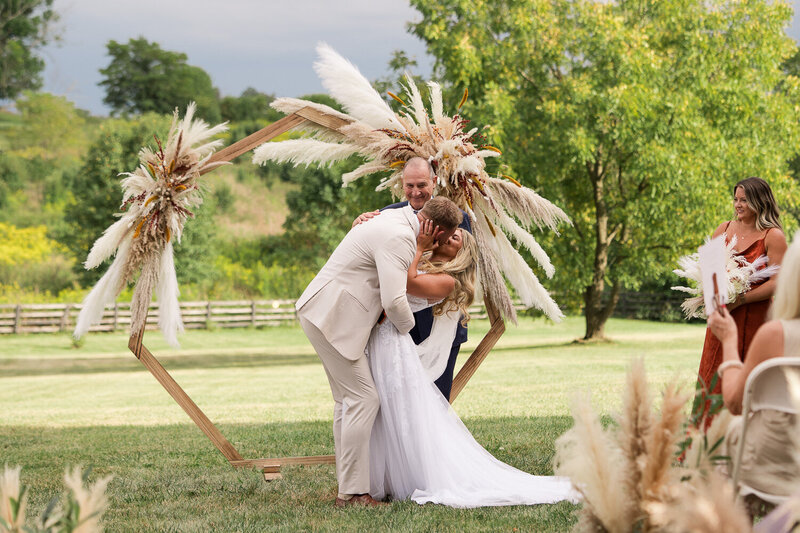 first-kiss-fall-wedding-1