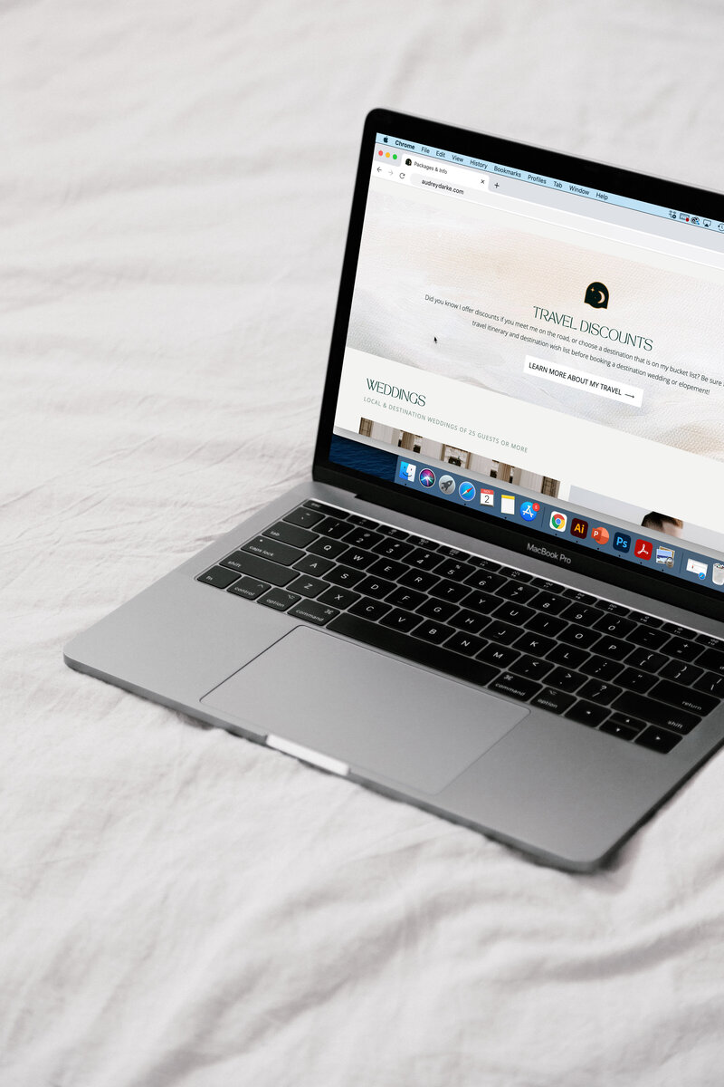 website mockup computer copy