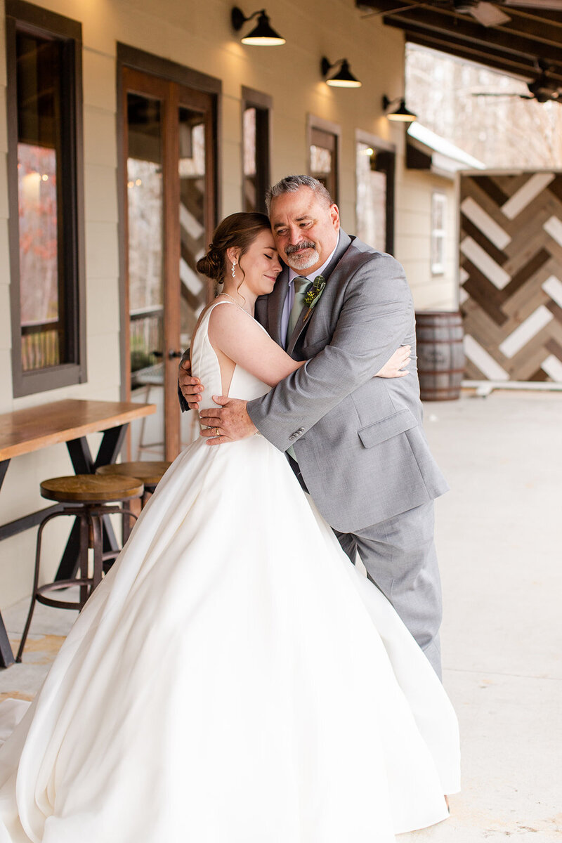 Blue Mountain Vineyards Wedding Dahlonega GA_Katelyn Shelley Photography-1 (26)