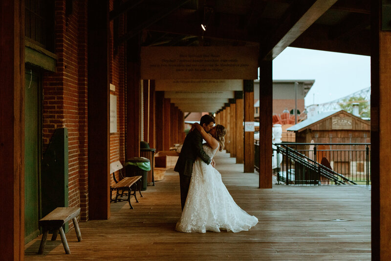 Wedding Photography at Mississippi River Museum in Dubuque