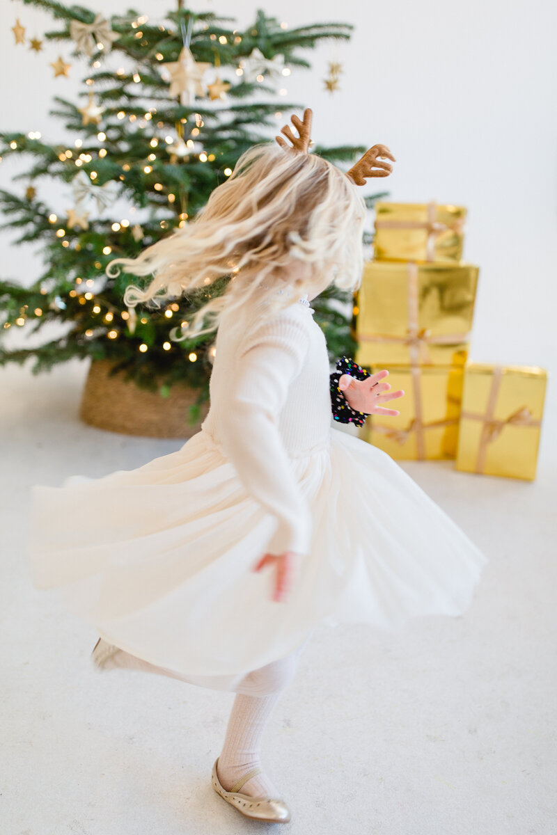 MiniChristmasShoot2023_Scarlett-26