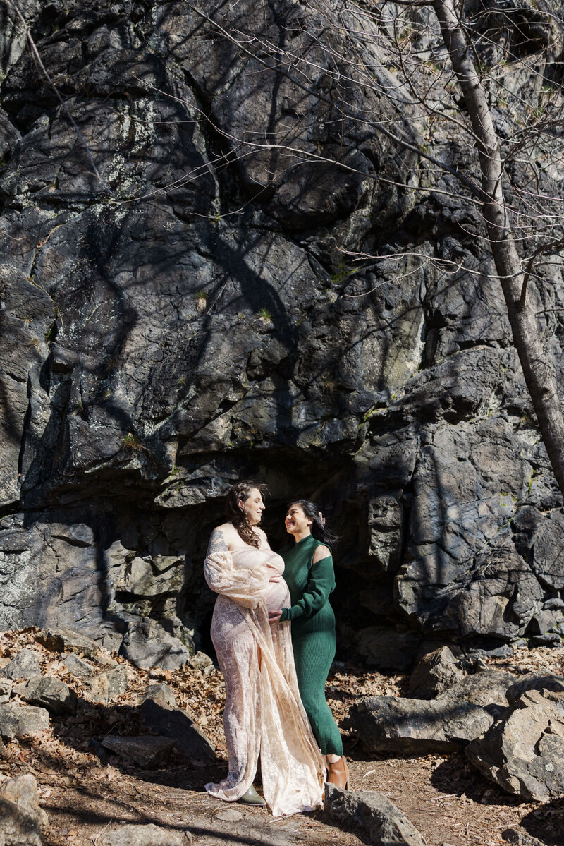 Hudson Valley maternity photography in Cold Spring with scenic backdrops and natural portraits