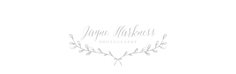 Jayne Harkness Logo