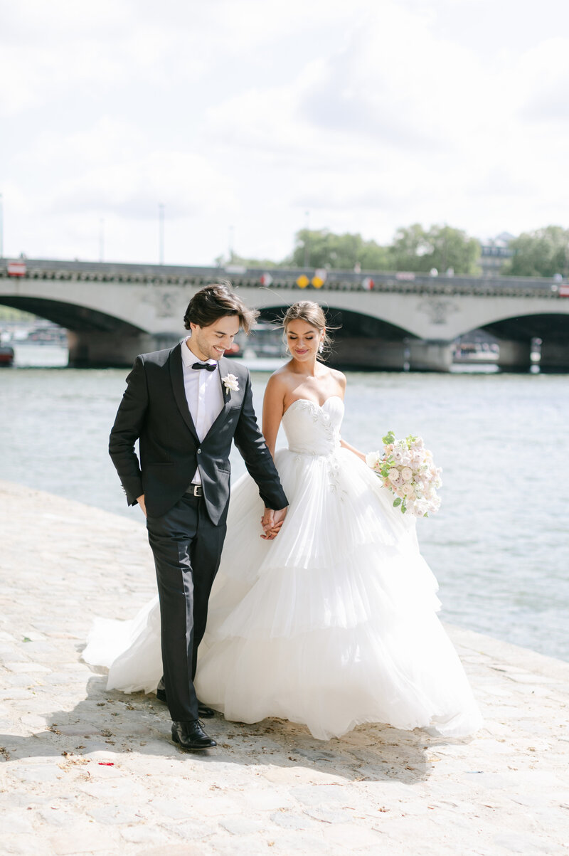 parisian-microwedding-eiffel-tower