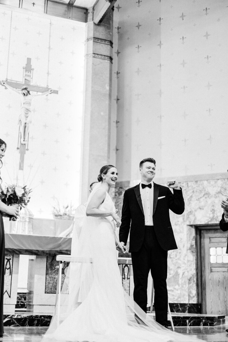 bride and groom, black and white portrait