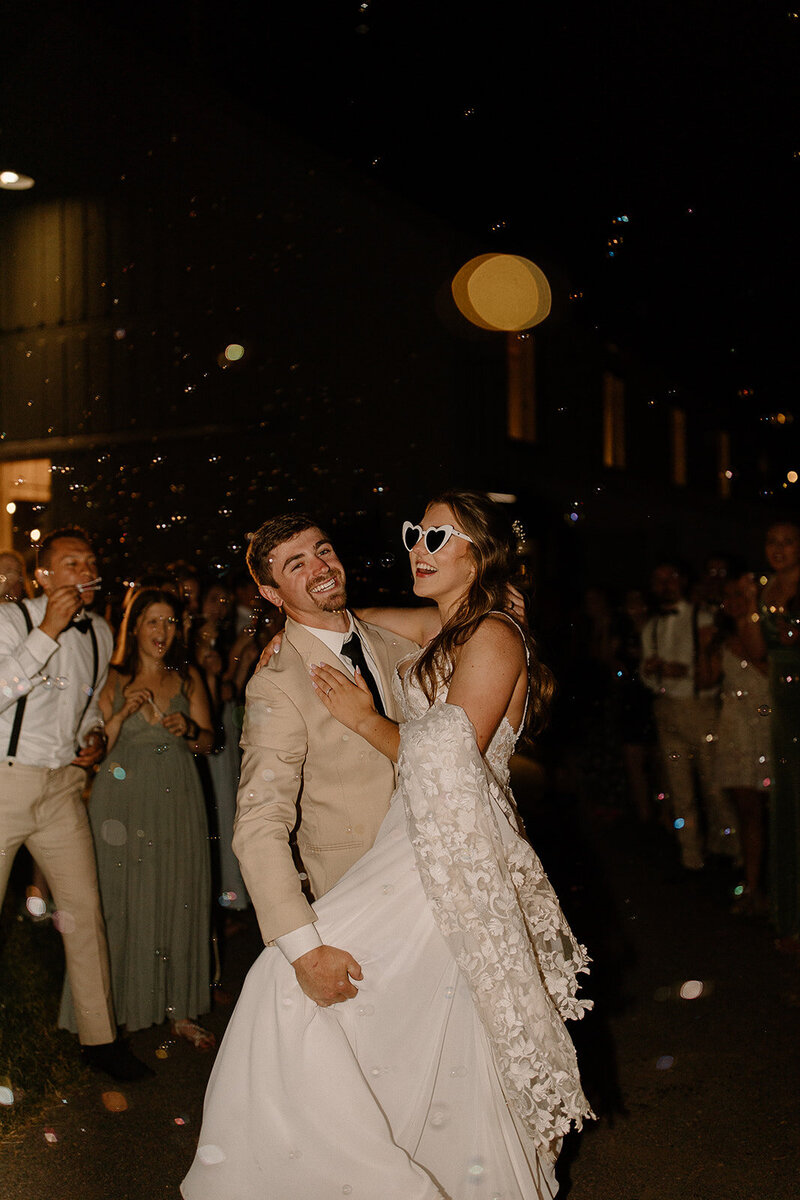 shane-nyah-wedding-reception-taylorraephotofilm-405_websize