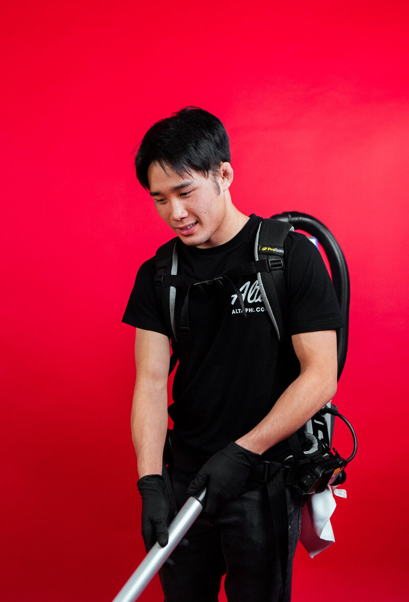 commercial cleaning services Philadelphia with nontoxic cleaning solutions and thymol disinfection for offices and gyms. 