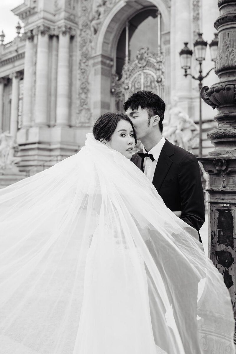 Pre Wedding in Paris Petit Palais