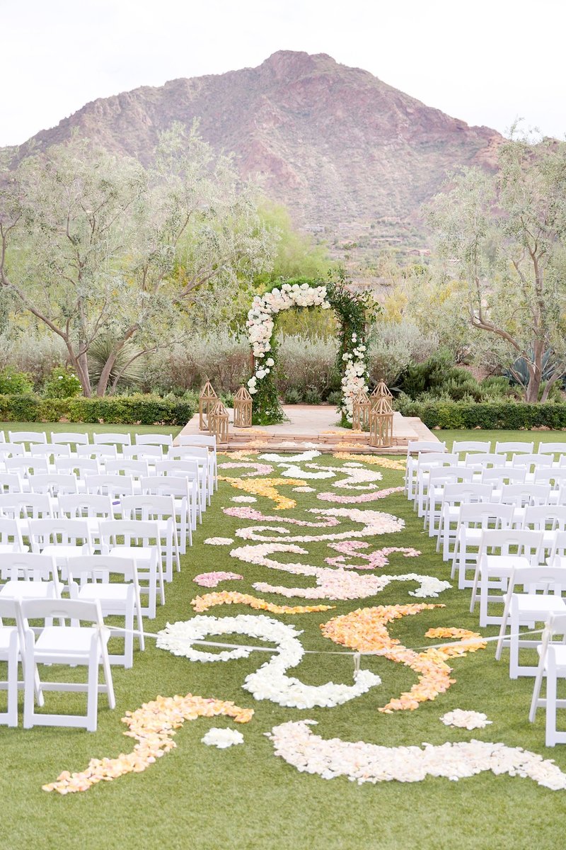 Blush El Chorro Paradise Valley Wedding | Amy & Jordan Photography