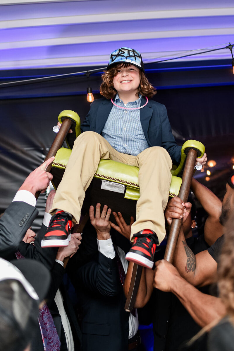 swoon_soiree_sneaker_themed_bar_mitzvah_28