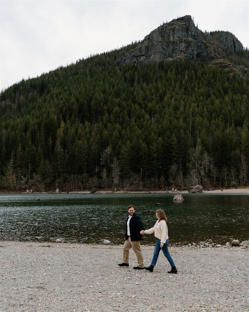 Seattle-engagement-photographer600