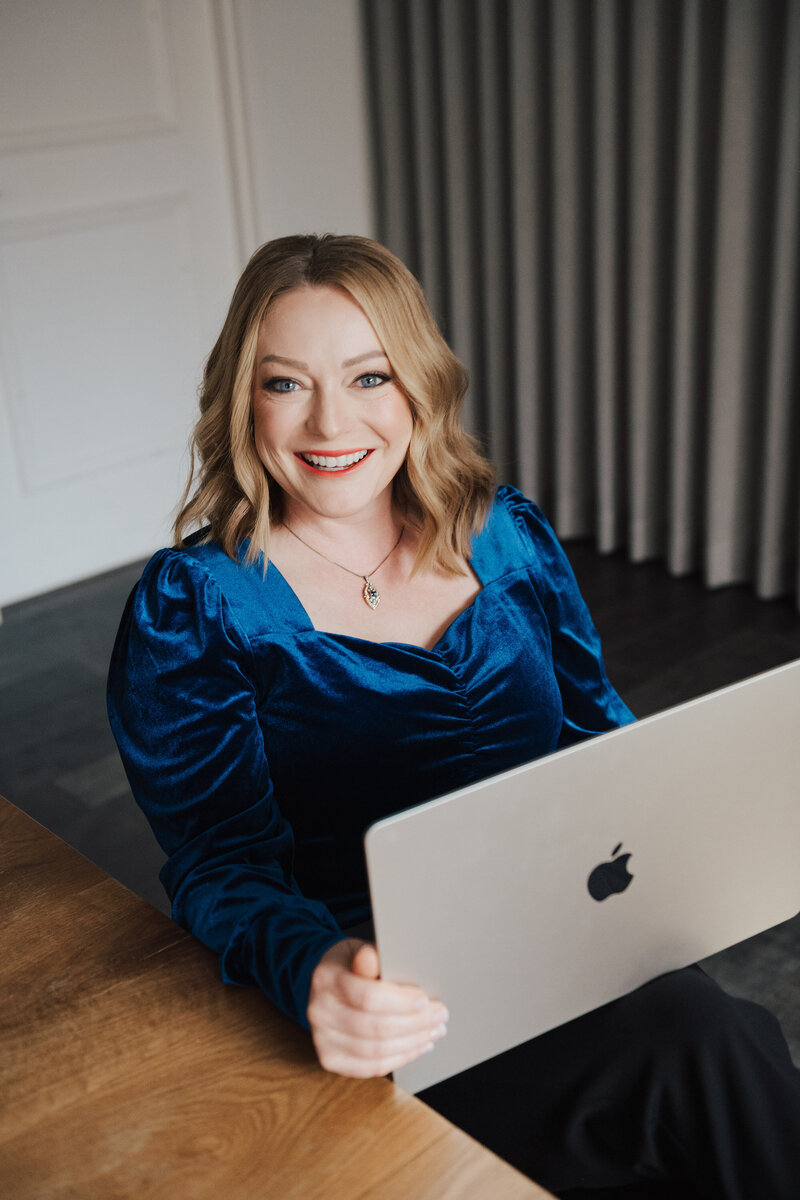 experiential learning, change management process, executive coaching, keynote speaker, team coaching, executive leadership training, embodiment, Embodied Leadership, agile leadership, transformational coaching