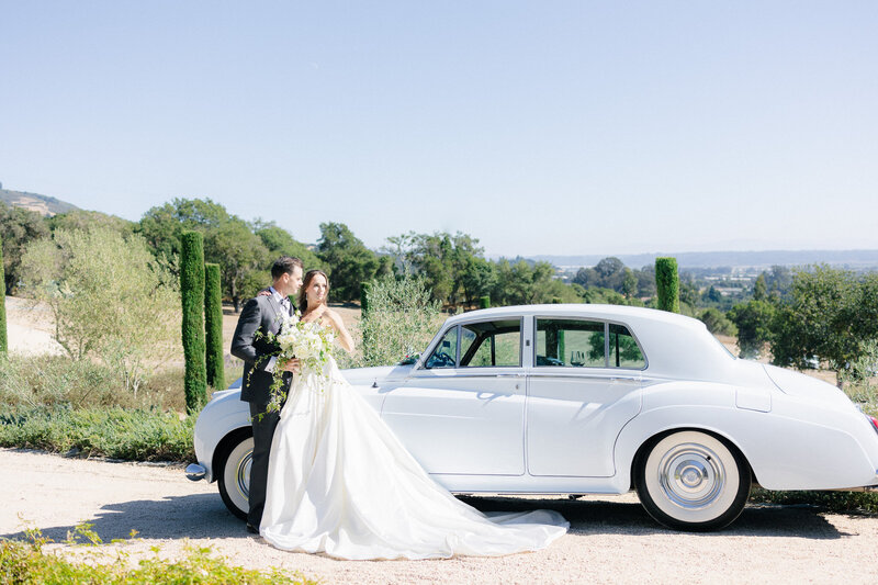 Elegant Officer’s Club wedding in San Francisco photographed in bright, fine art style