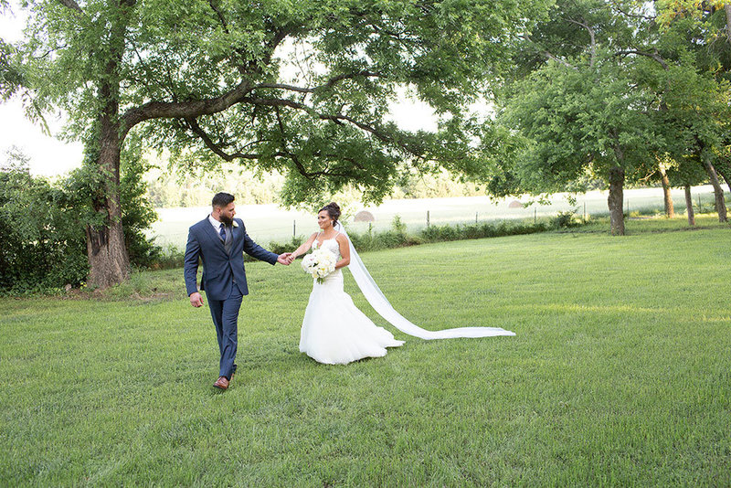 Randi Michelle | Dallas Fort Worth Wedding Photo + Video  | The Brooks at Weatherford