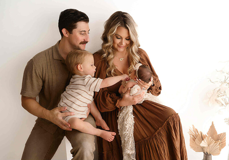 dfw-newborn-photography-family-studio-session-paula-goforth