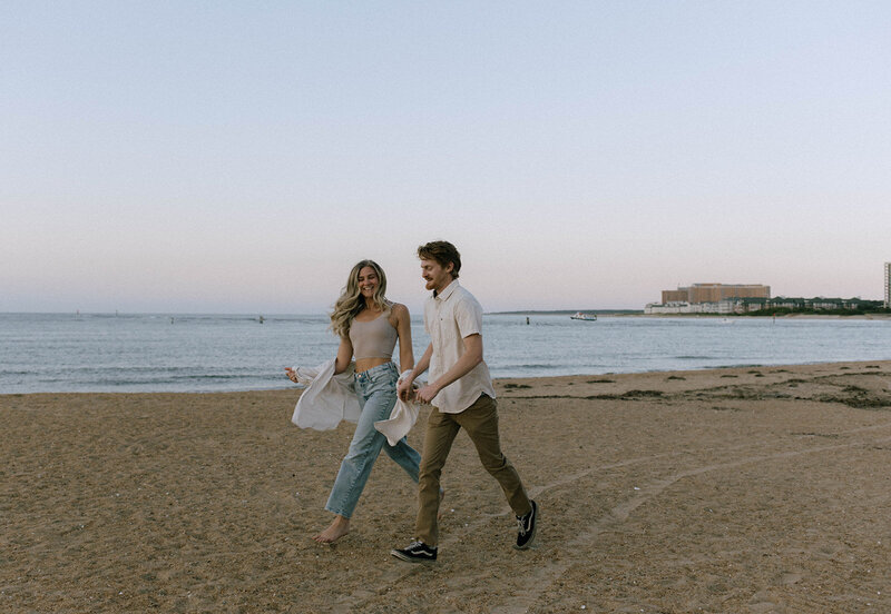erica_+_gunner_beach_engagement_photos (112 of 173)
