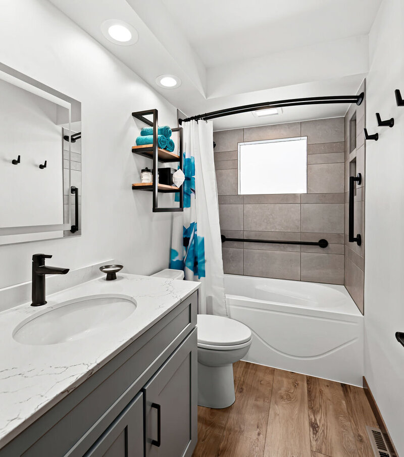 functional-bathroom-design