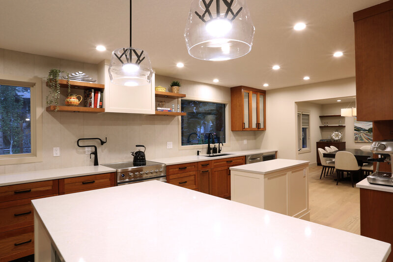 2422 Bay View Place SW 010