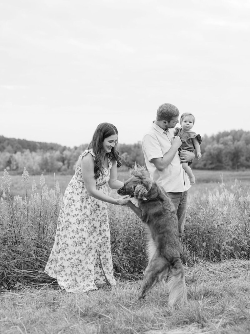 Classic-TruetoColor-Happy-SummerFamilyPictures-Bloomington-EdenPairie-Minnesota9