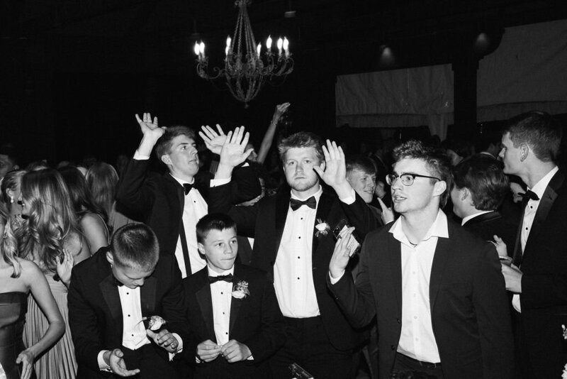 Ansley+JakeWeddingDanceParty-24