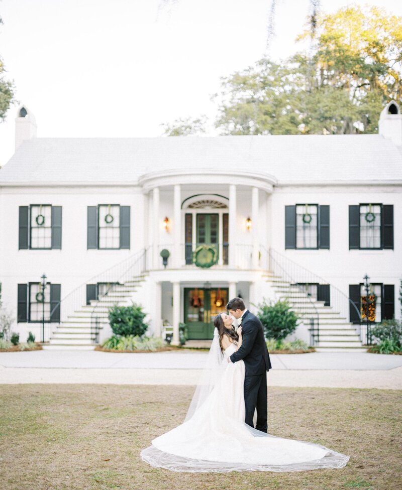 HollyOaks-On-The-Marsh-IVS-Photography-Savannah-Georgia-Wedding-Destination-Wedding (6)