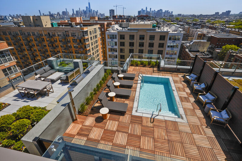 1425 Hudson-Rooftop Amenities14