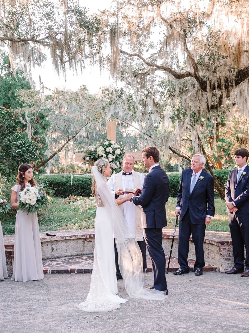 Brookgreen Gardens Wedding Photo Ideas by Top Charleston Wedding Photographer-60