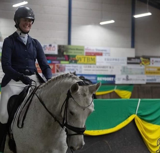 Ontspannen paard, zonder stress, op concours dankzij supplement.