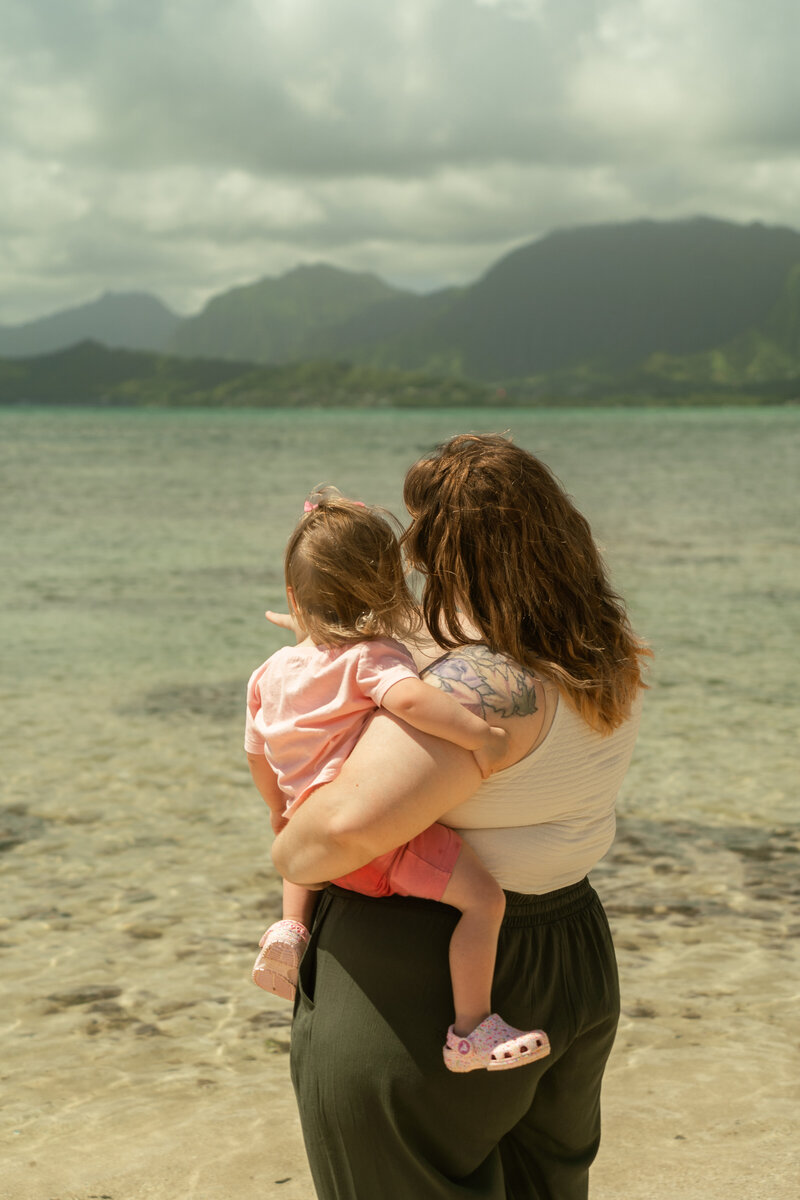 Support for military spouses, moms, and multi-passionate women navigating real life. Liz offers virtual assistant services, strategy calls, and practical tools to help you build a life and business that feels sustainable, aligned, and yours.