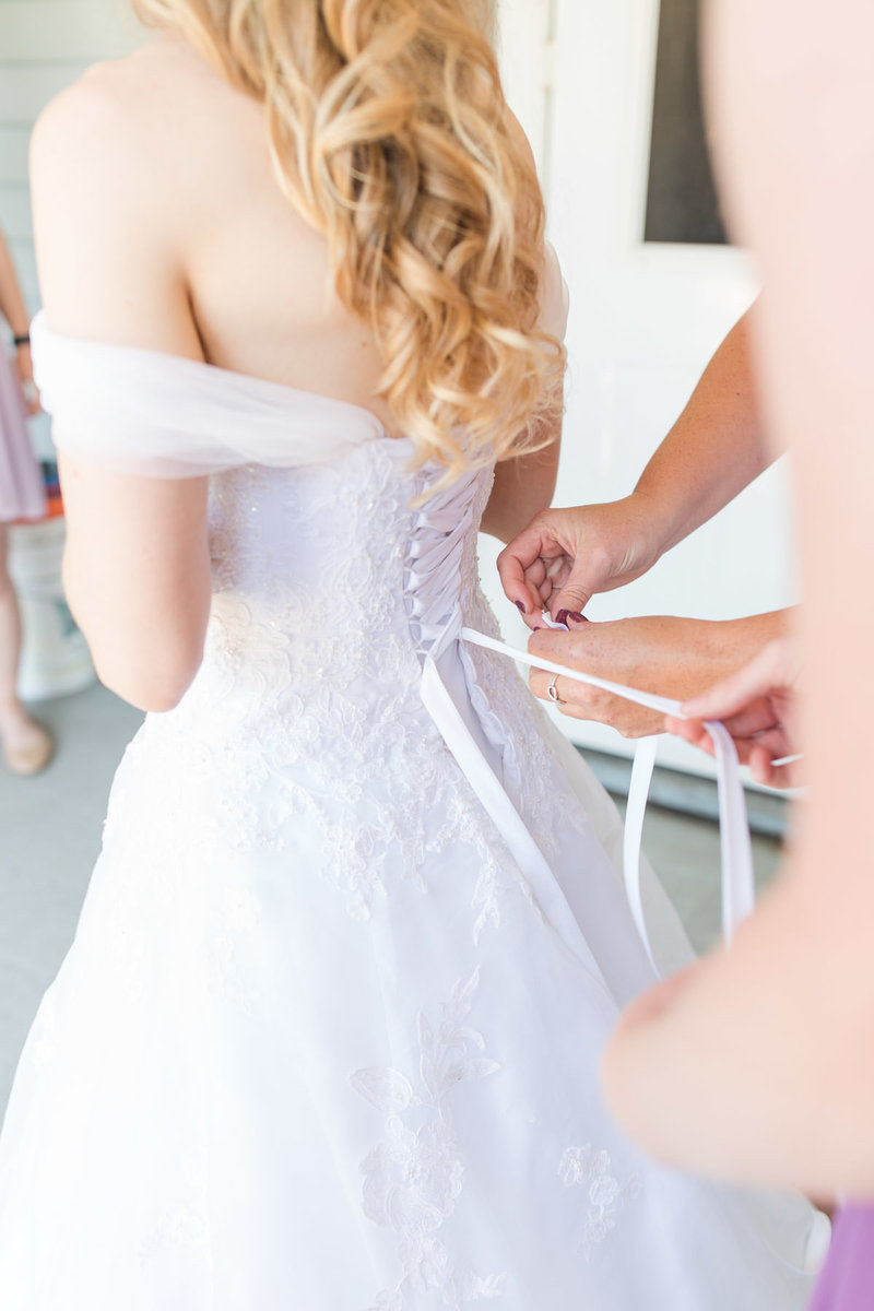 Rustic-farm-wedding-heaven-sent-farms-pittsburgh-wedding-10