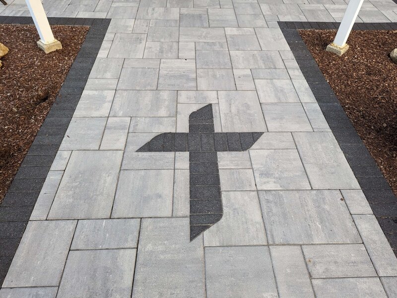 Cedar-Rapids-Manchester-Iowa-Lawn-care-Landscaping-Hardscape-Supreme-Green-_20230909_120435439