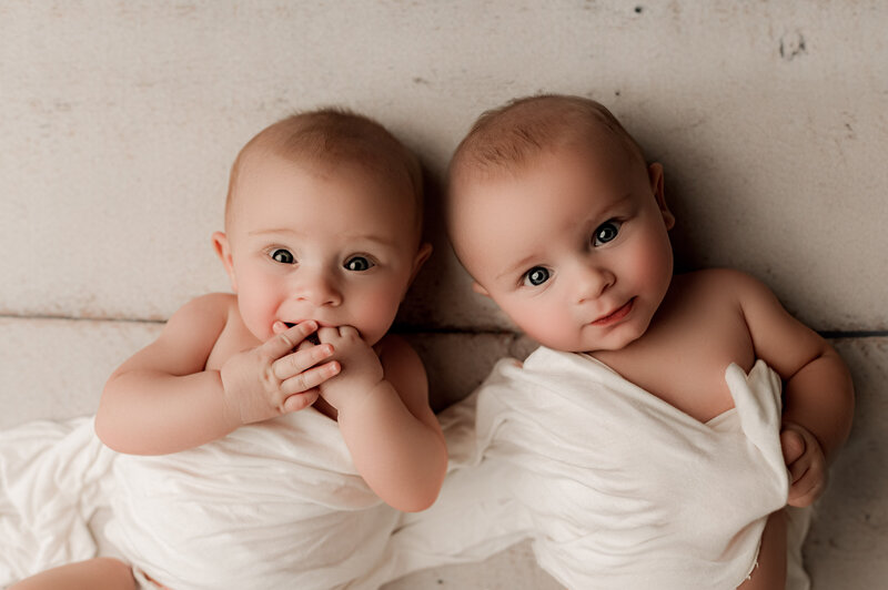 Twin_nicsostudio_milestone_charlotte--5