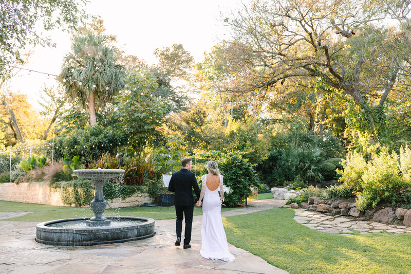 The Hummingbird Hosue is a garden wedding venue located in South Austin Texas.