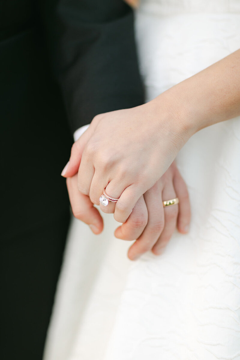 bride-groom-ring-details