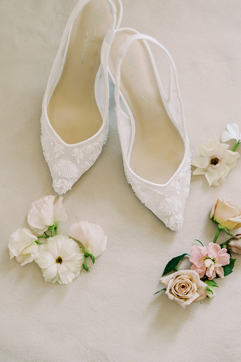 emily + alex - willows at ashcombe mansion wedding-30