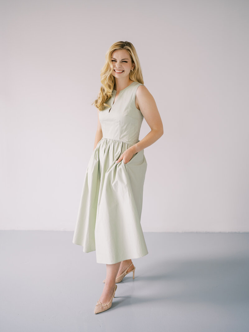 Lauren E. Bliss Photography Pennsylvania East Coast Destination Wedding Photographer Photography Editorial Luxury High End Chic Couples Couple Modern Romantic Engagement Weddings Lifestyle Portraits
