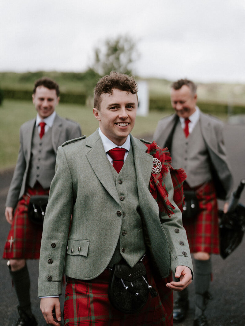 Nicola-Campbell-Timeless-Wedding-Photographer-Scotland-GGs-Yard-Struan&Emma29
