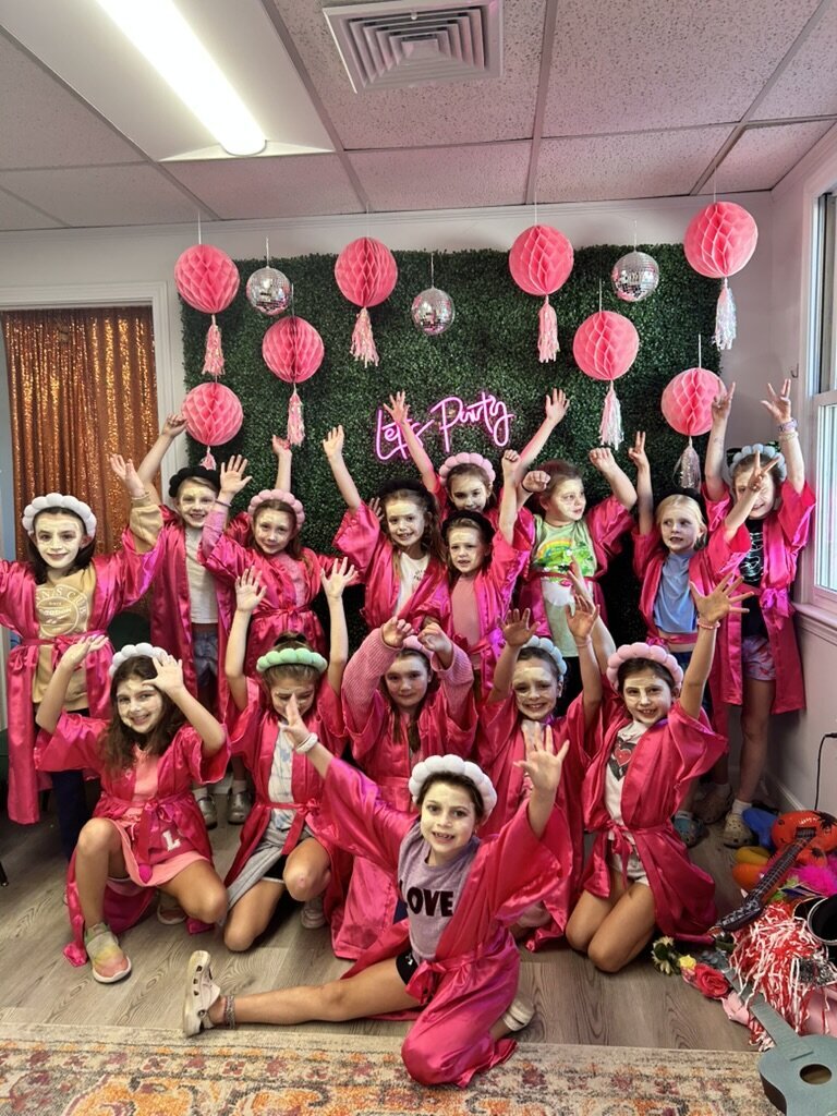 3BF4B414-4D1C-47AA-84BB-94AE92A63752_1_105_c