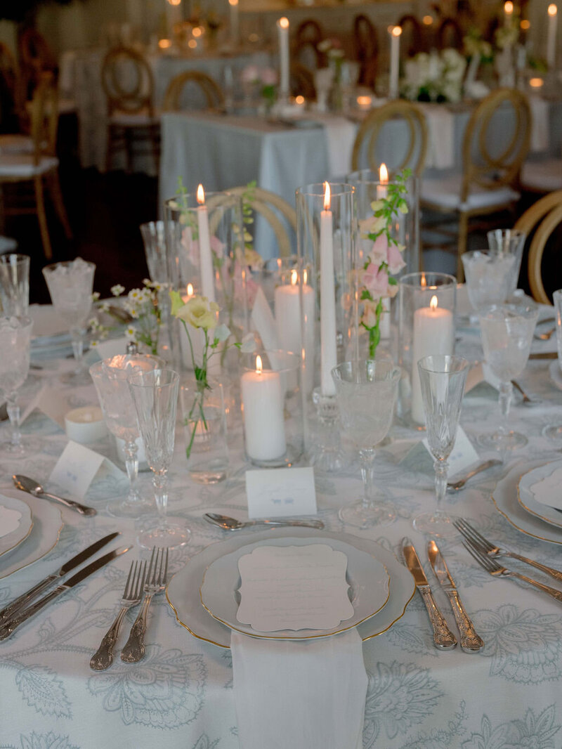 49Kate Campbell Floral The Oaks waterfront summer wedding by Julie Livingston photo