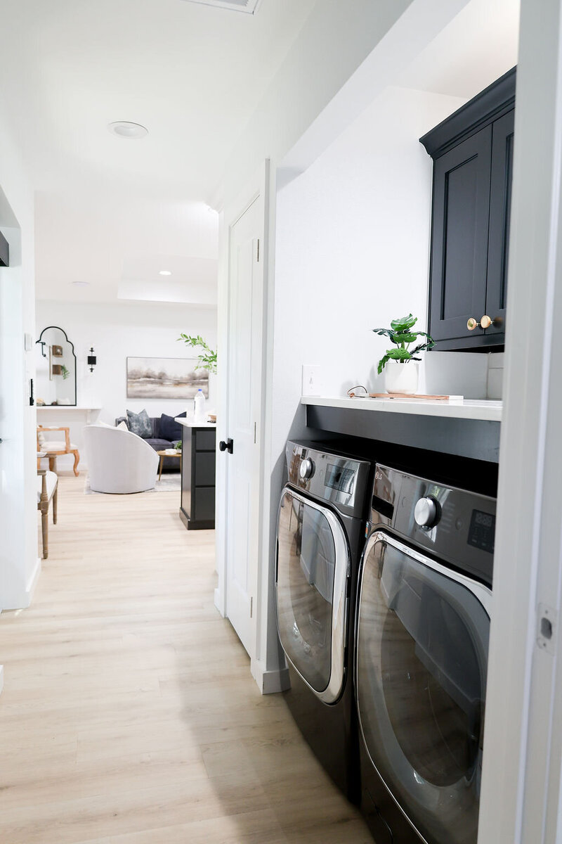wedding venue with washer and dryer near me