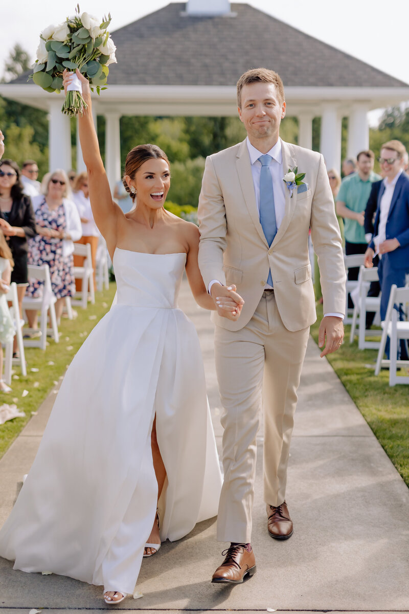 Oswego-Hills-Winery-Wedding-Photos-98