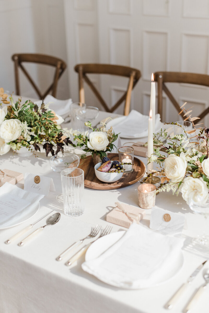 elegant-wedding-table-setting