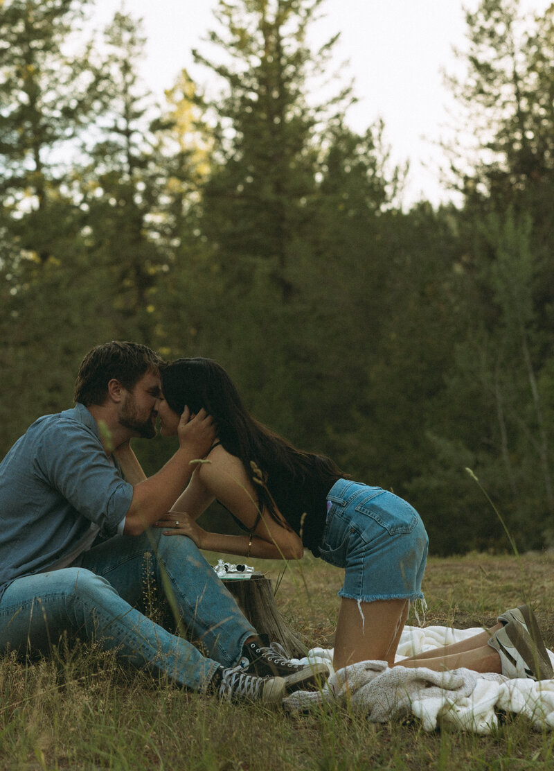 cinematic-forest-twilight-inspired-ches-couples-shoot-judith-photo-co-216