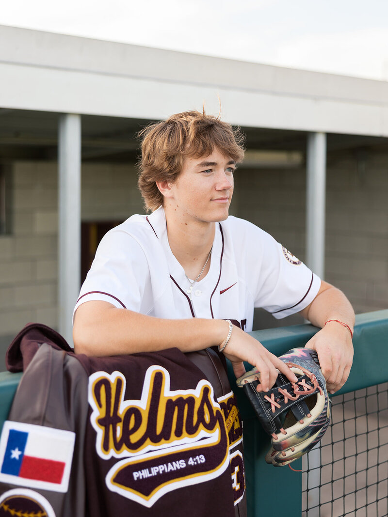 baseball-senior-photos-in-san-antonio-texas