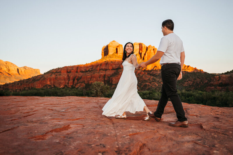 Sedona-Arizona-engagement-1-2