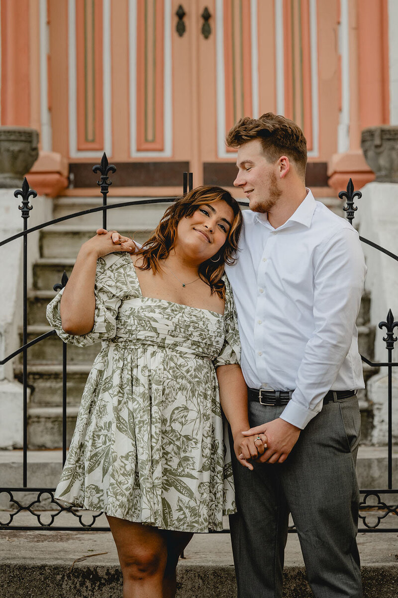 film-style-lafayette-park-engagement-stl