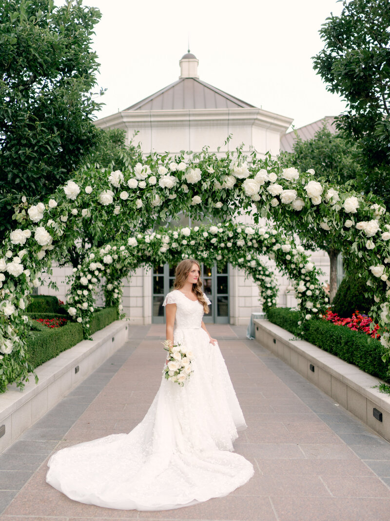 CharlaStorey-ClassicChurch-SLCUtah-Wedding10