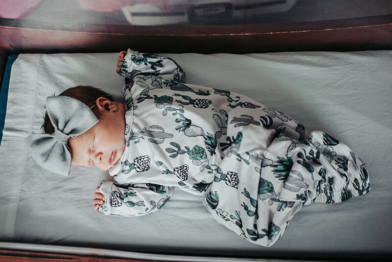 Fresh 48 newborn photos at Woman's Hospital in Baton Rouge