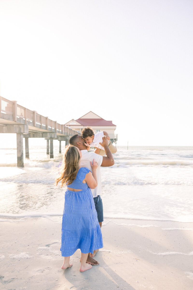 Jennifer Kamen Photography Minneapolis St. Paul Minnesota Tampa Florida Destination Wedding Engagement Lifestyle Newborn Family Photographer JenniferKamenPhotography1-16