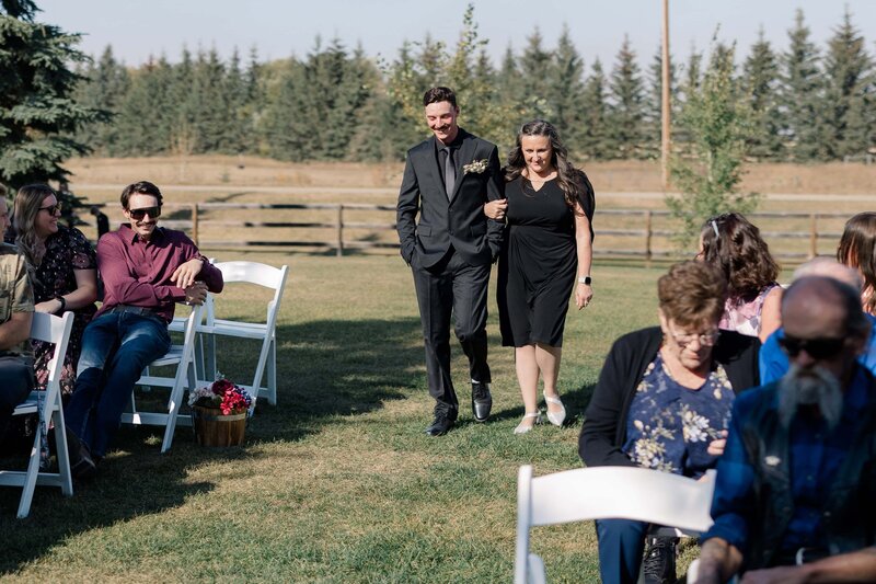 Edmonton Wedding Photos - Pine and Pond Wedding Venue (104)